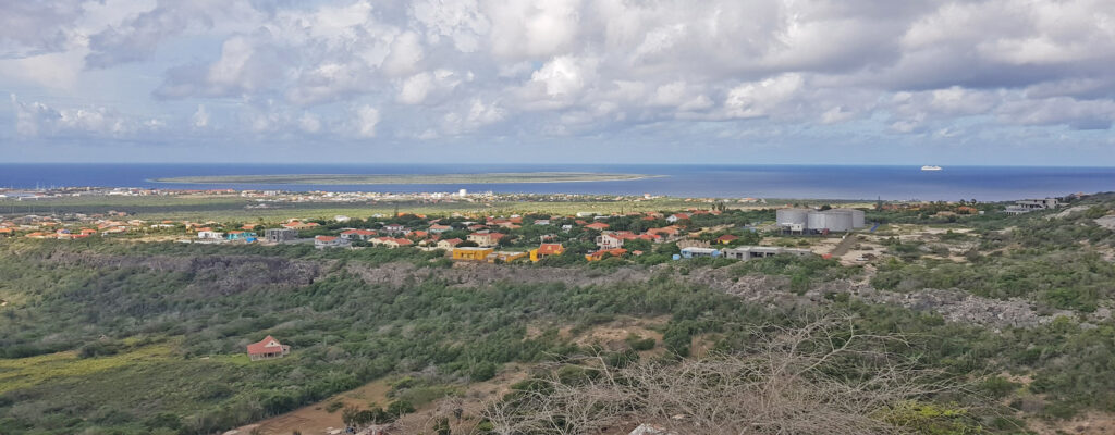 Rincon met op de achtergrond Klein Bonaire